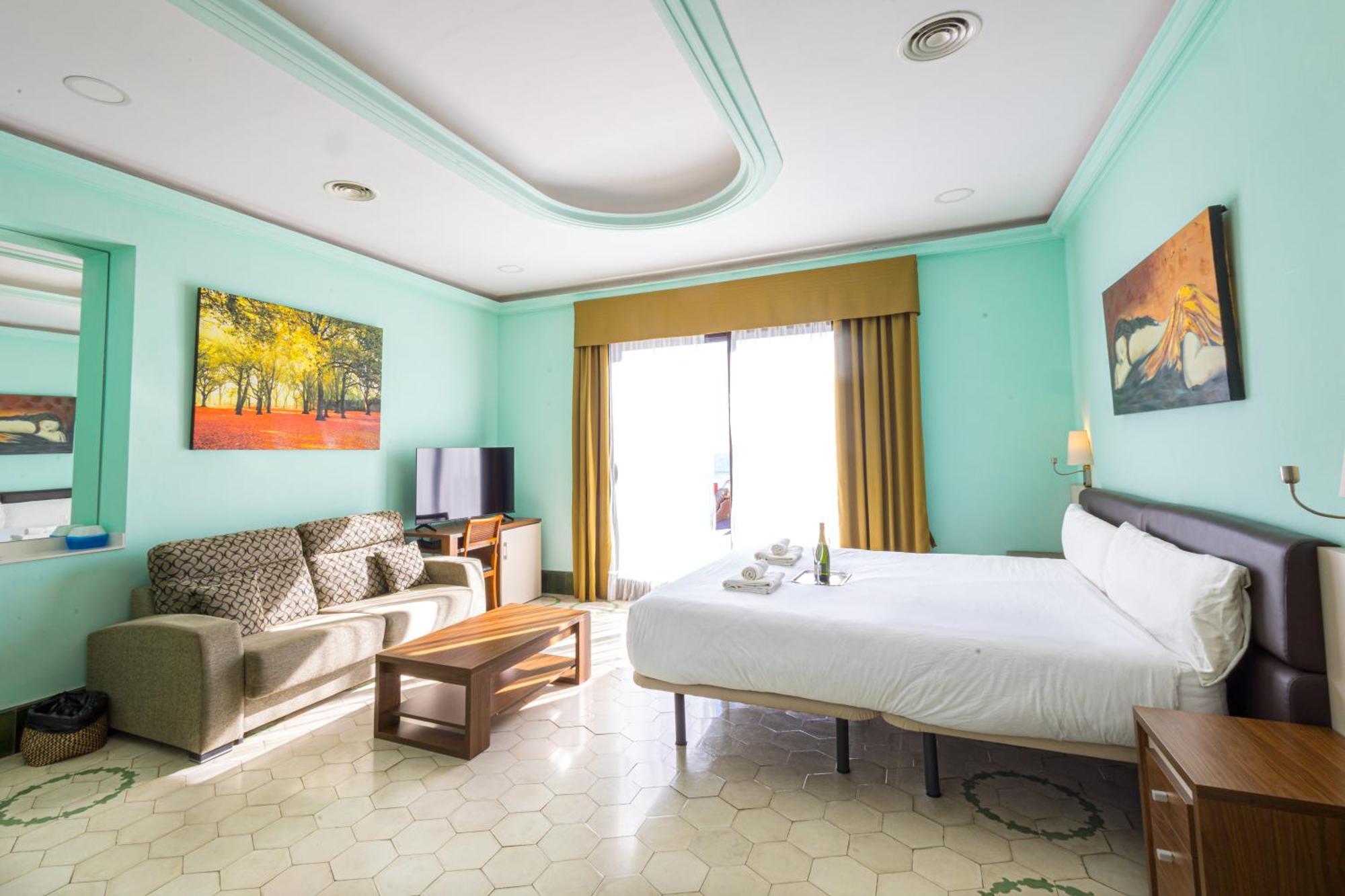 Hotel Llar De Capitans Масноу Экстерьер фото