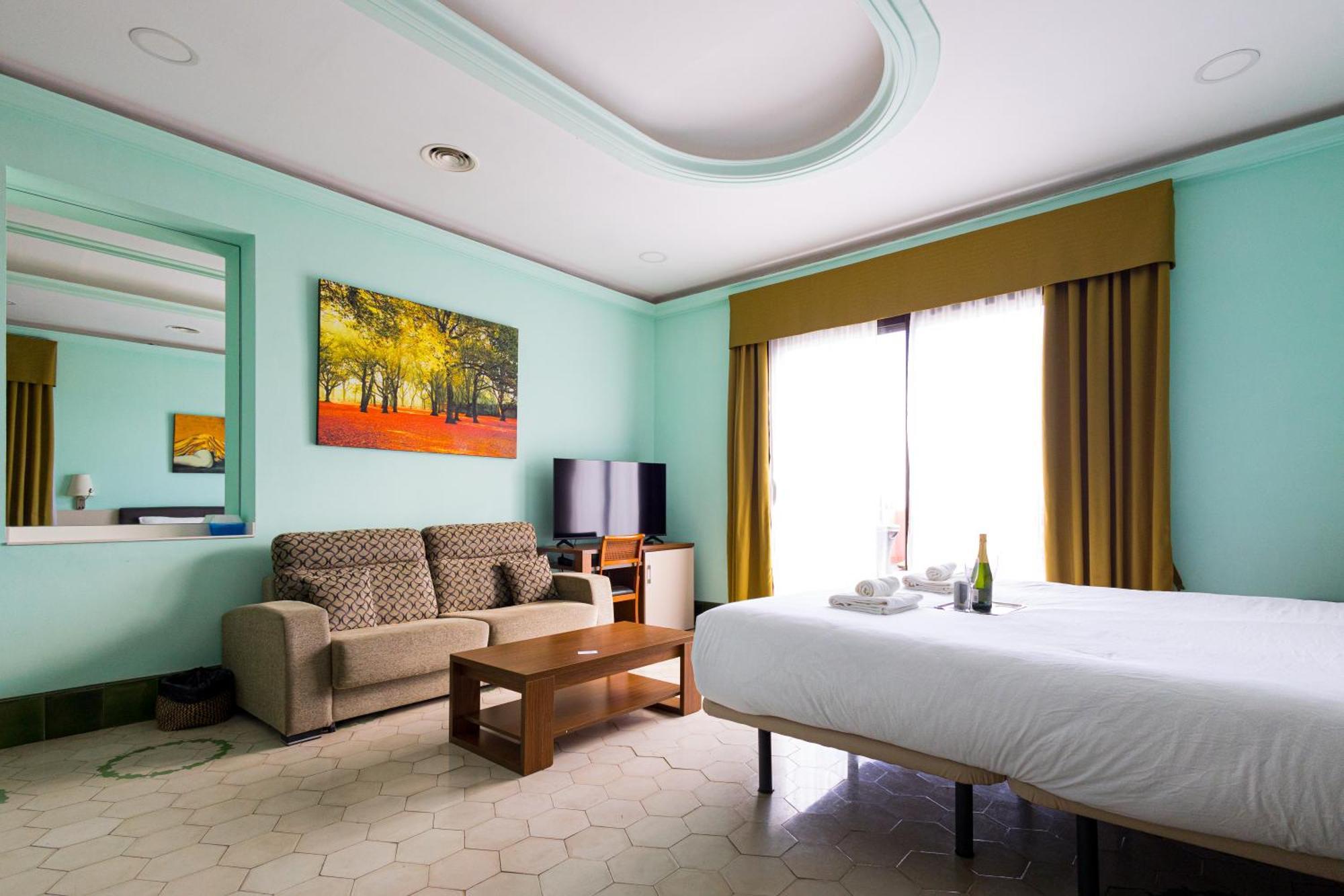 Hotel Llar De Capitans Масноу Экстерьер фото